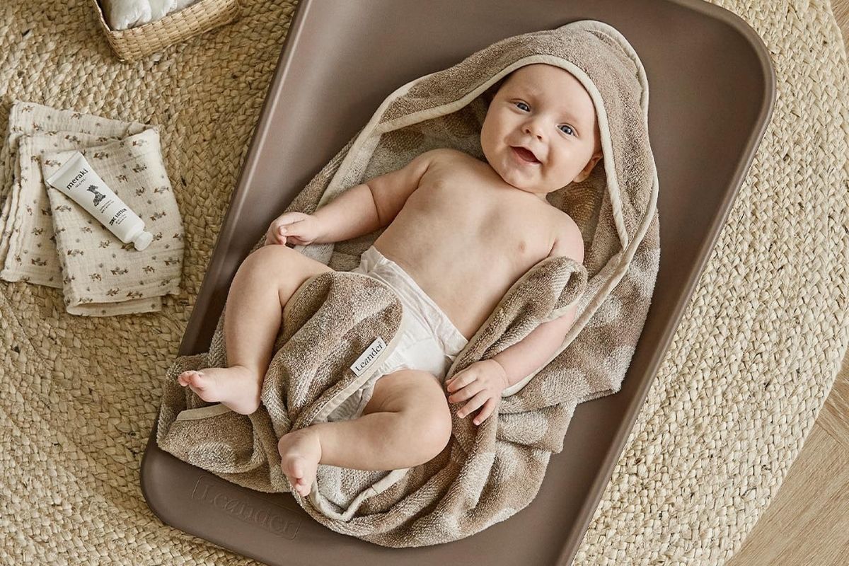 Leander previjalna podloga Matty - Popolna rešitev za sodoben dom