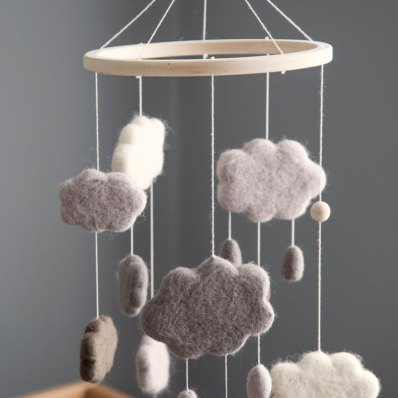 Sebra® Vrtiljak za posteljico Clouds Warm Grey Sebra