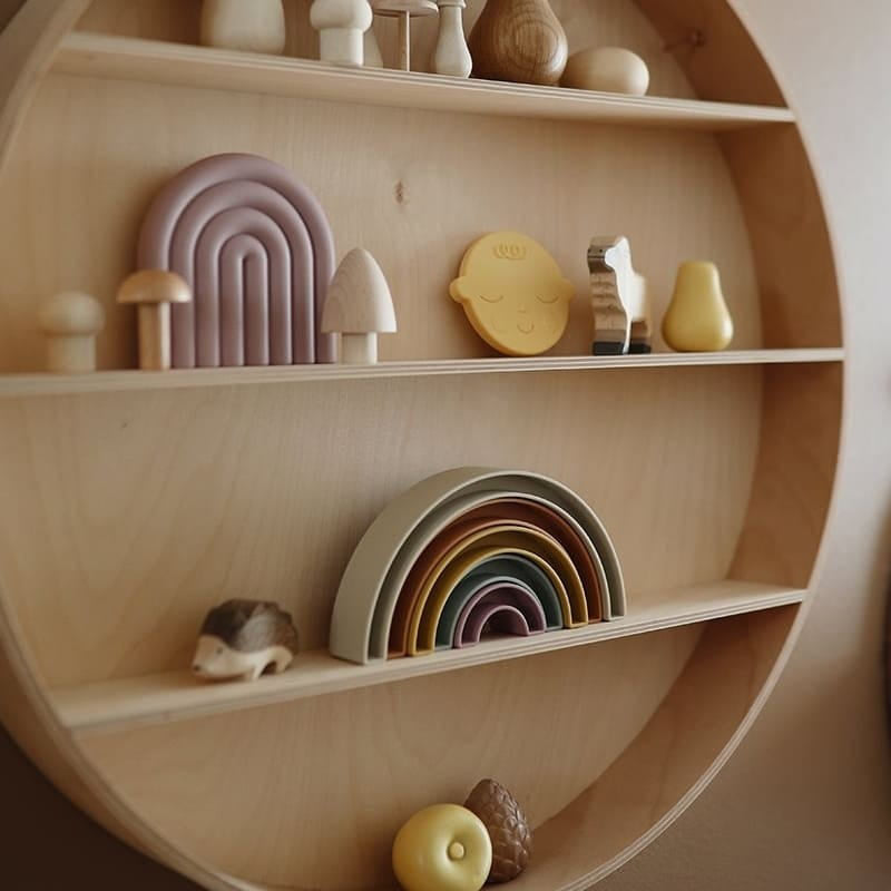 Mushie® Mavrica za zlaganje Rainbow Hillside Mushie