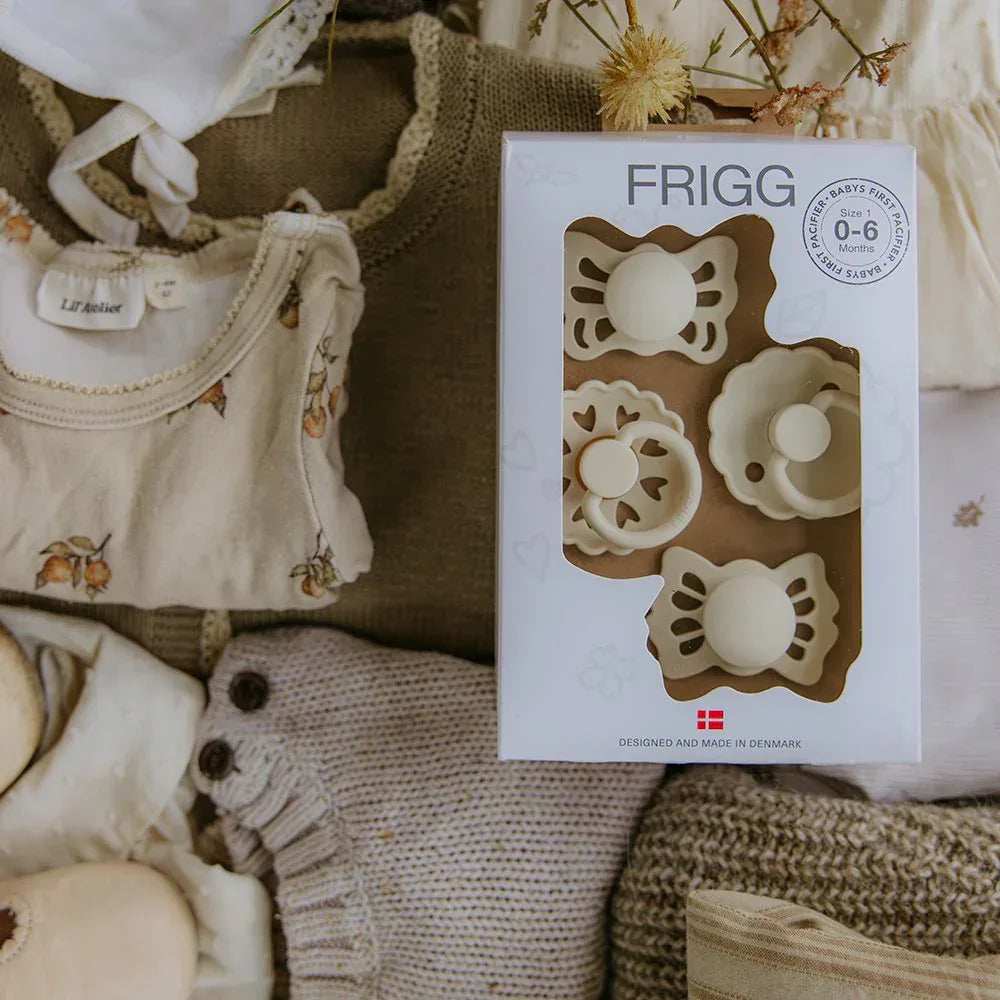 Frigg® Prvi komplet dud za novorojenčka Floral Heart Cream FRIGG