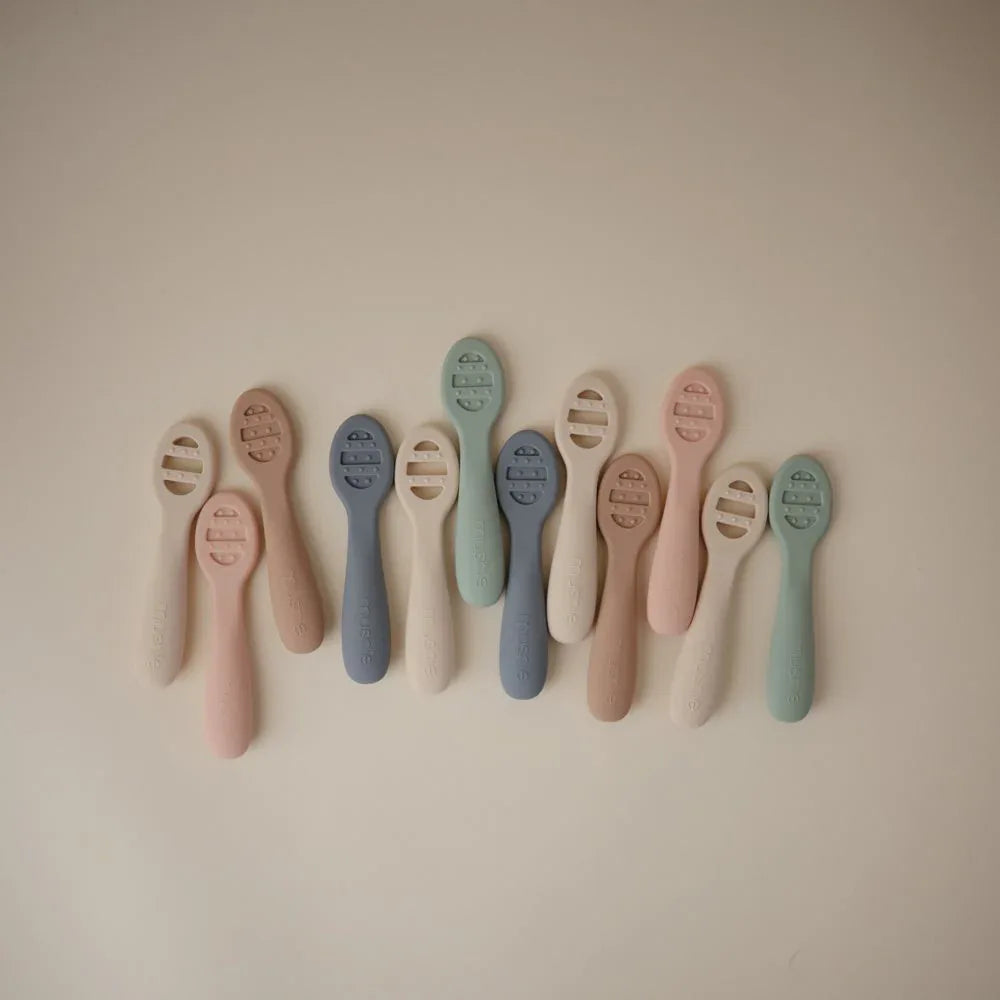 Mushie® Silikonske žličke za hranjenje Blush/Shifting Sand Mushie