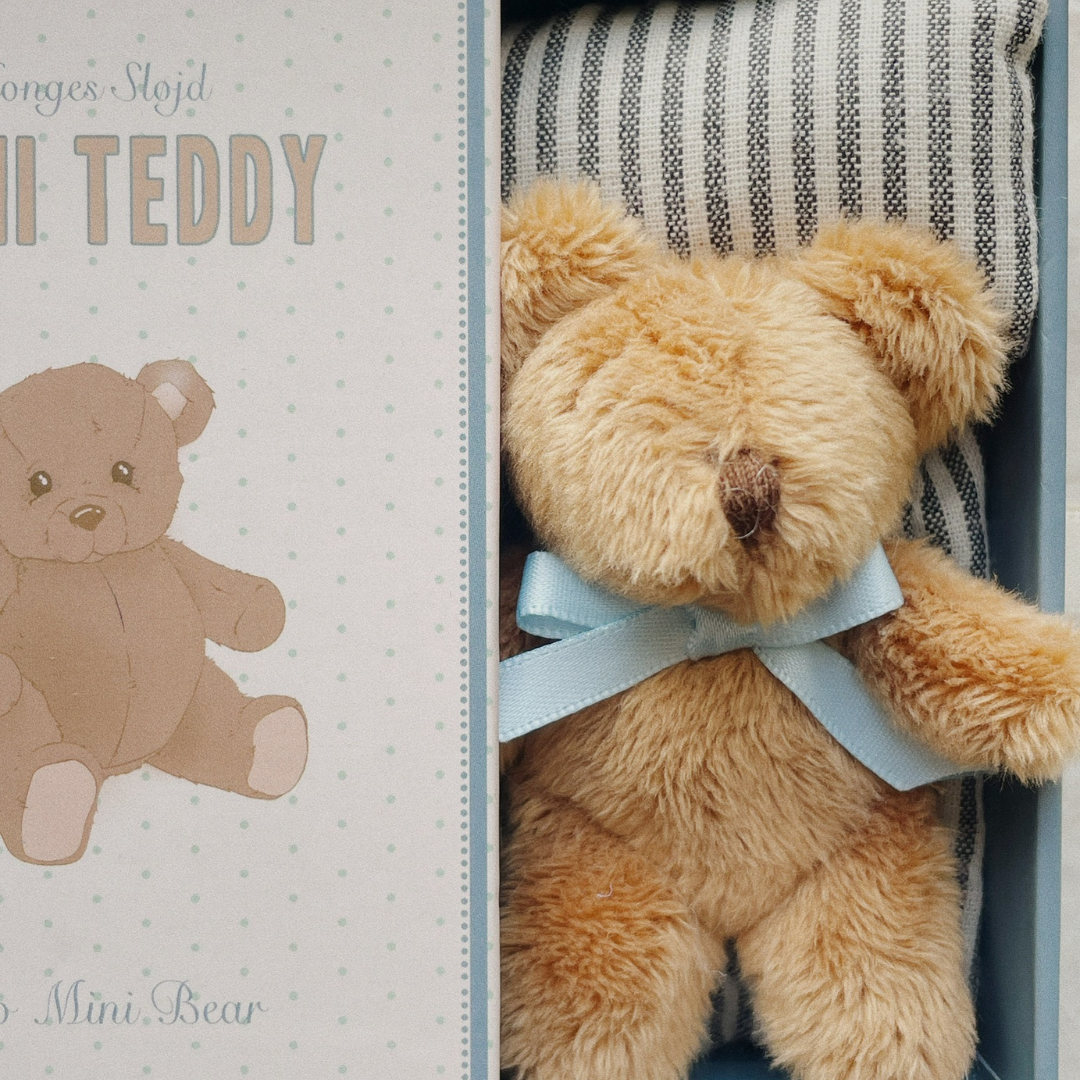 Konges Sløjd® Mini medvedek s posteljico Milo Konges Sløjd