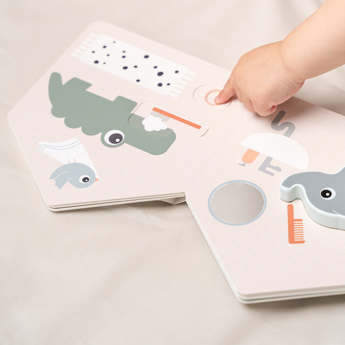 Done by Deer® Moja prva knjiga Elphee's home Deer Friends Done by Deer