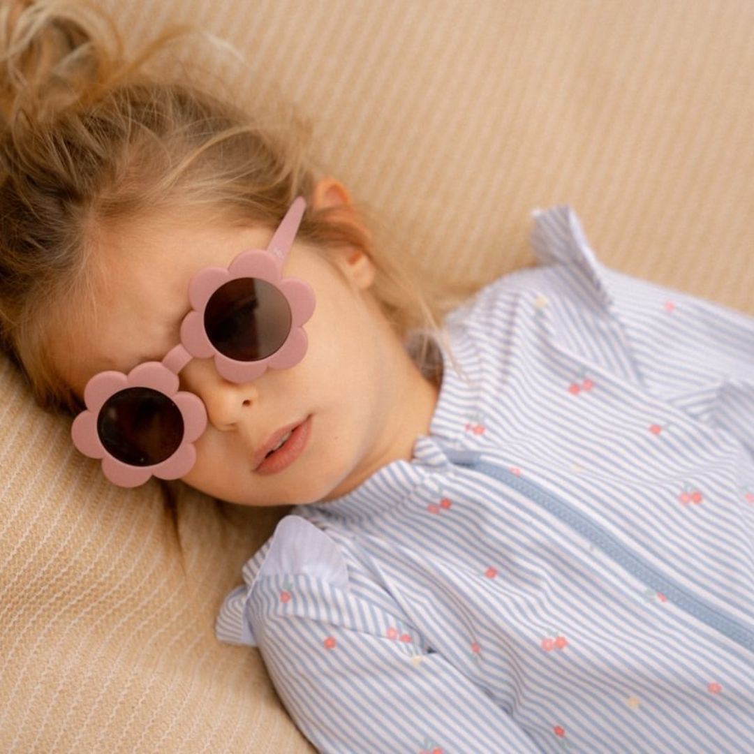 Little Dutch® Otroške enodelne kopalke z rokavi Sunny Flowers Blue Little Dutch