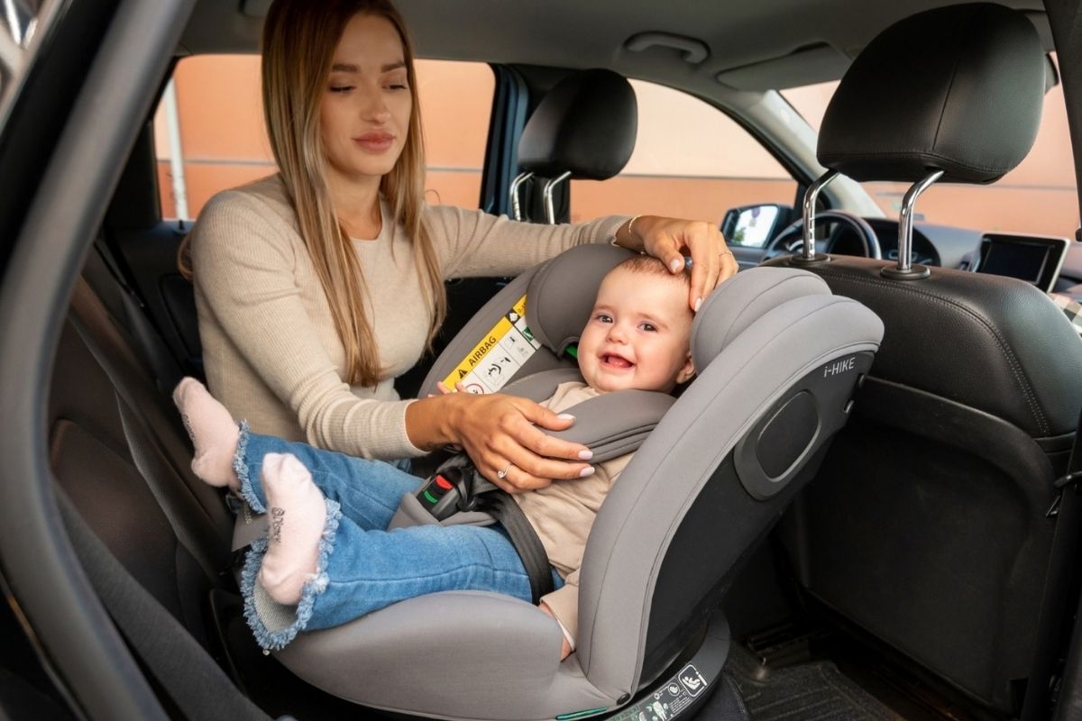 KikkaBoo avtosedeži 360°: primerjava modelov
