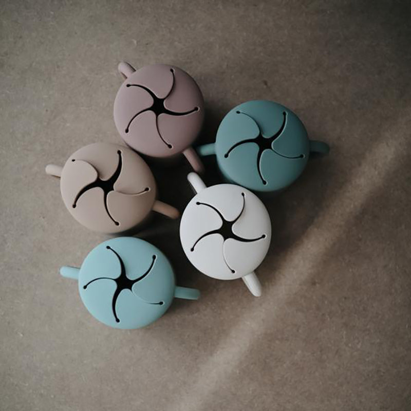 Mushie® Silikonska posodica za prigrizke Stone Mushie