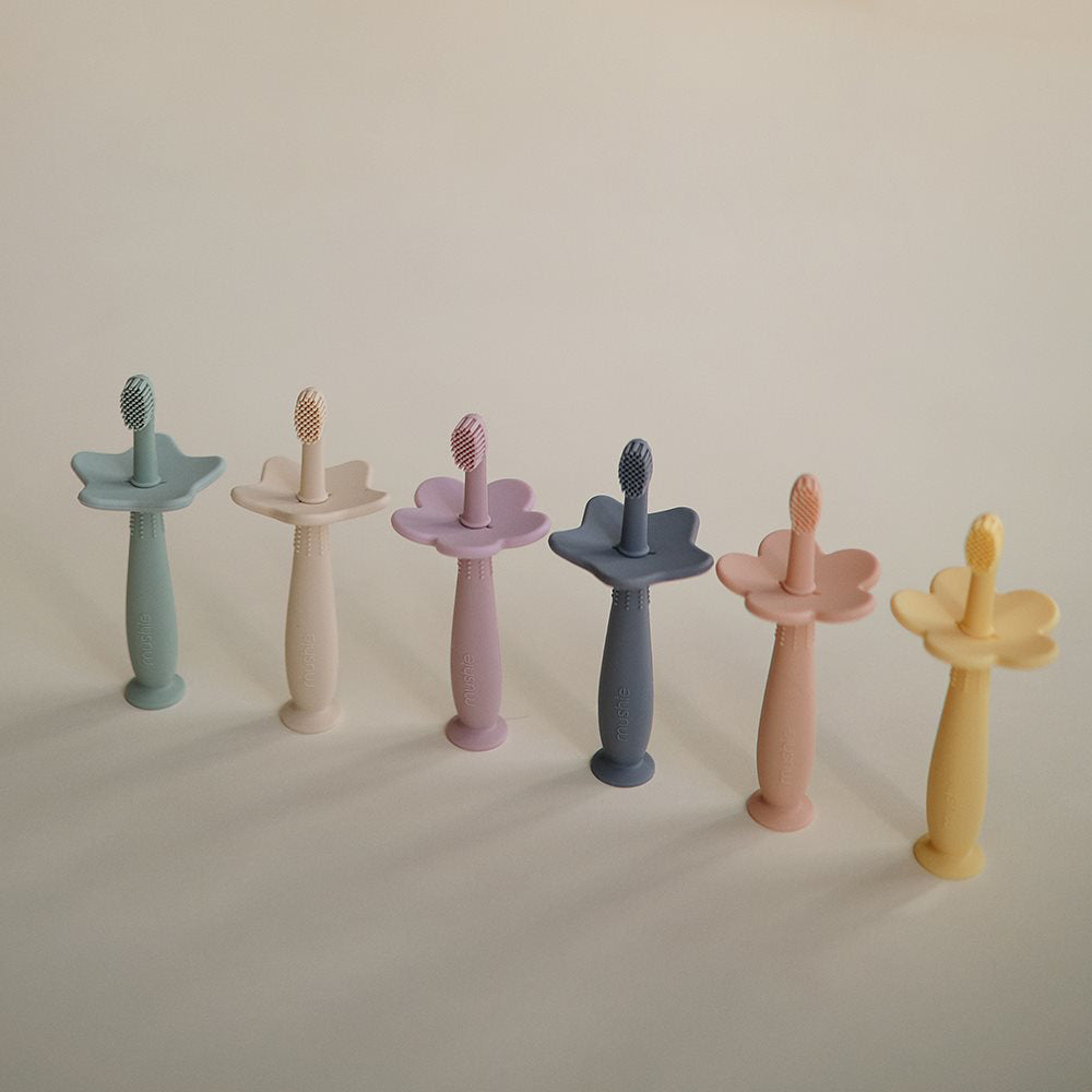 Mushie® Silikonska zobna ščetka Shifting Sand Mushie