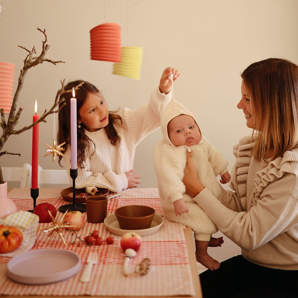 Mushie® Silikonski krožnik z vakumskim dnom Stone Mushie