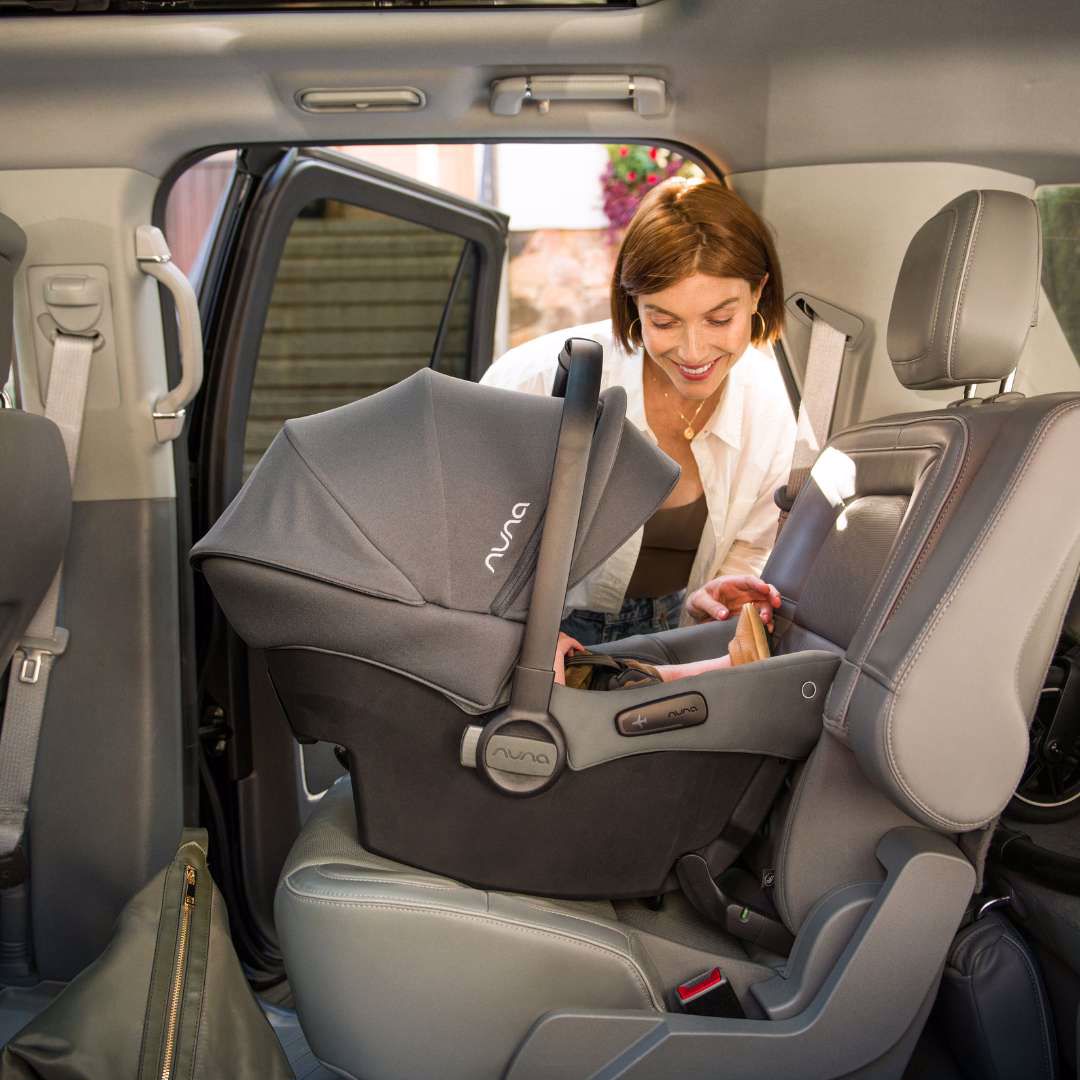 Nuna® Otroški avtosedež / lupinica Pipa™ Urbn 0+ (40-75 cm) Caviar Nuna