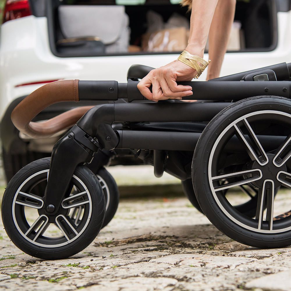 Nuna® Otroški voziček Mixx™ Next Caviar Nuna