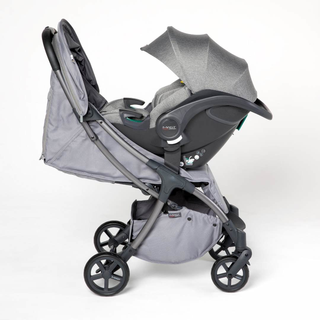 MAST® M2 Kompaktni otroški voziček Lion Mast
