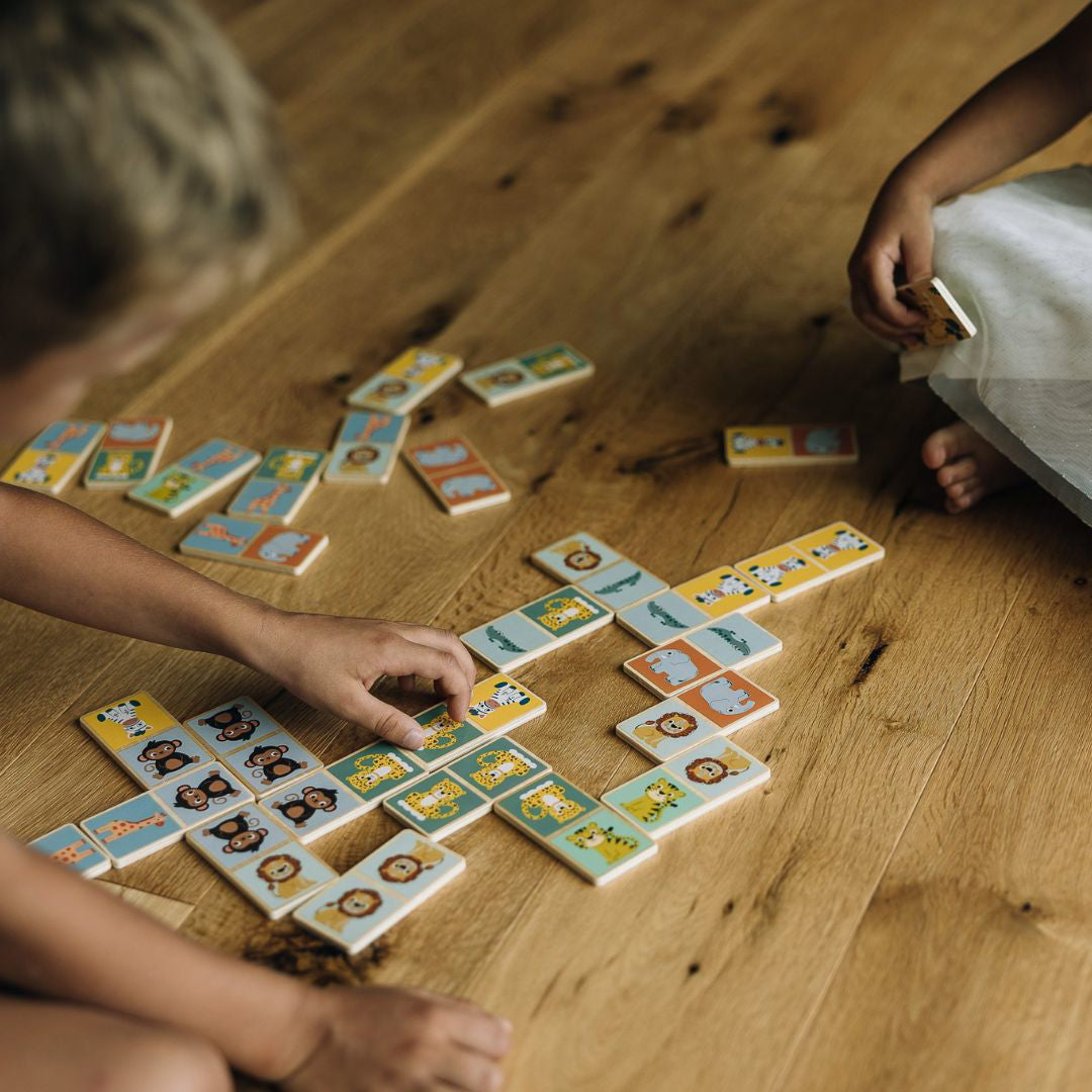 Free2Play® Lesena družabna igra Domino (28 kosov) Free2Play