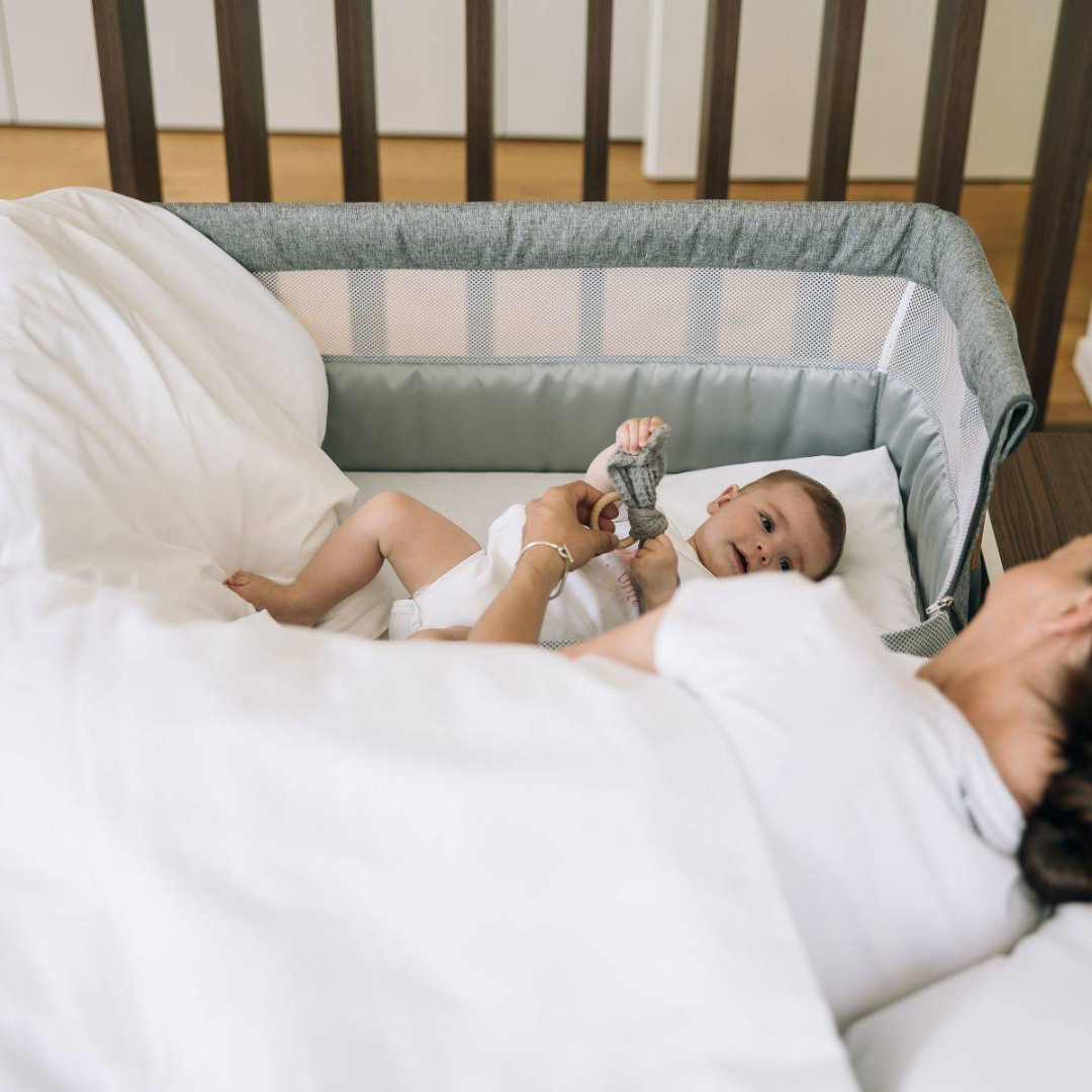 FreeON® Obposteljna posteljica Bliss s predalom grey FreeON