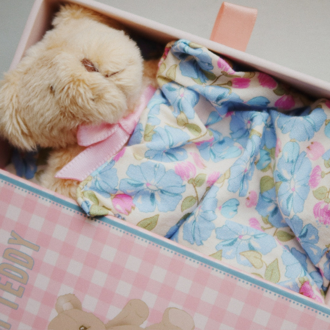 Konges Sløjd® Mini medvedek s posteljico Elise Konges Sløjd