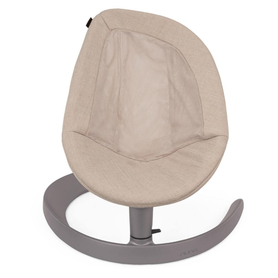 Nuna® Ležalnik Leaf™ Grow z igralnim lokom Cloud Nuna