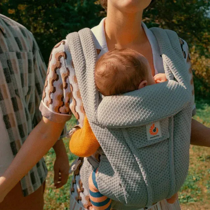 Ergobaby OMNI Deluxe Mesh(ナチュラルベージュ) Ergobaby OMNI Deluxe Mesh （ナチュラルベージュ） -ファッション通販