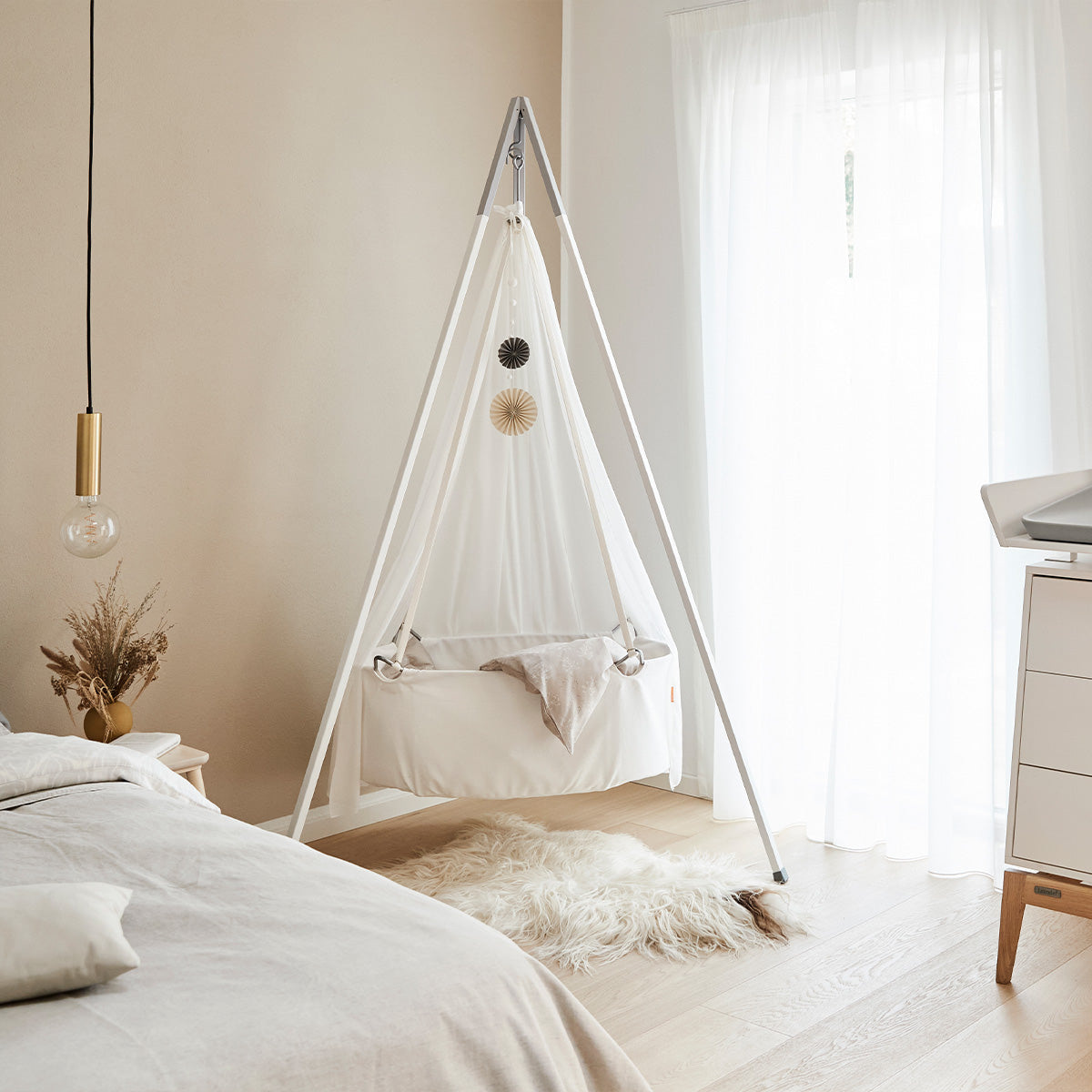 Leander® Viseča zibelka Classic™ 3v1 Leander