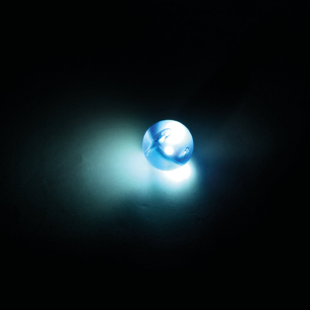 Cleverclixx® Glowing Balls 4 pack