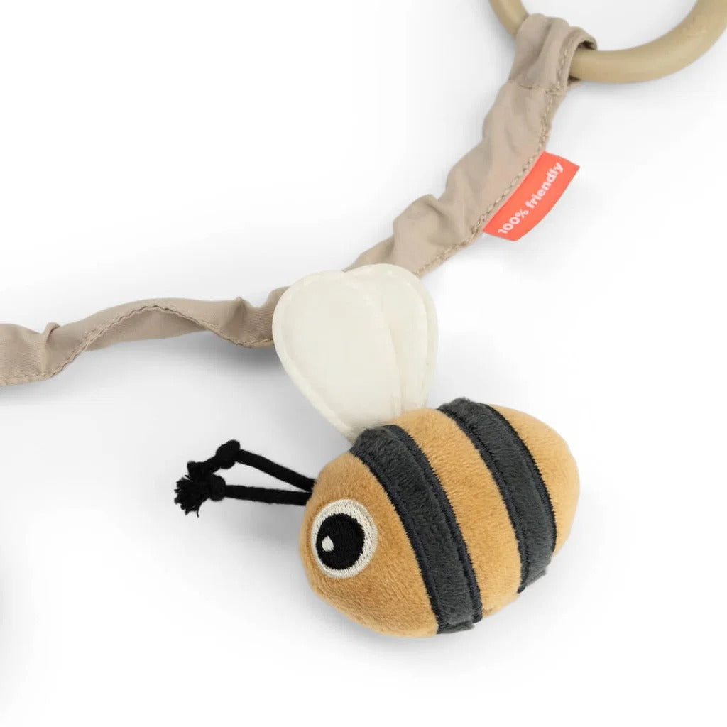 Done by Deer® Giocattolo per passeggino Tiny trails Sand – slika 2