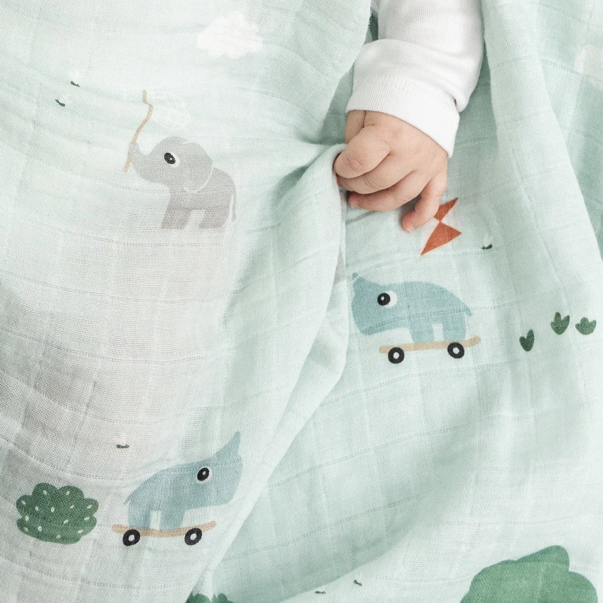 Done by Deer® Komplet 3 tetra pleničk Playground Blue 65x65 – slika 3