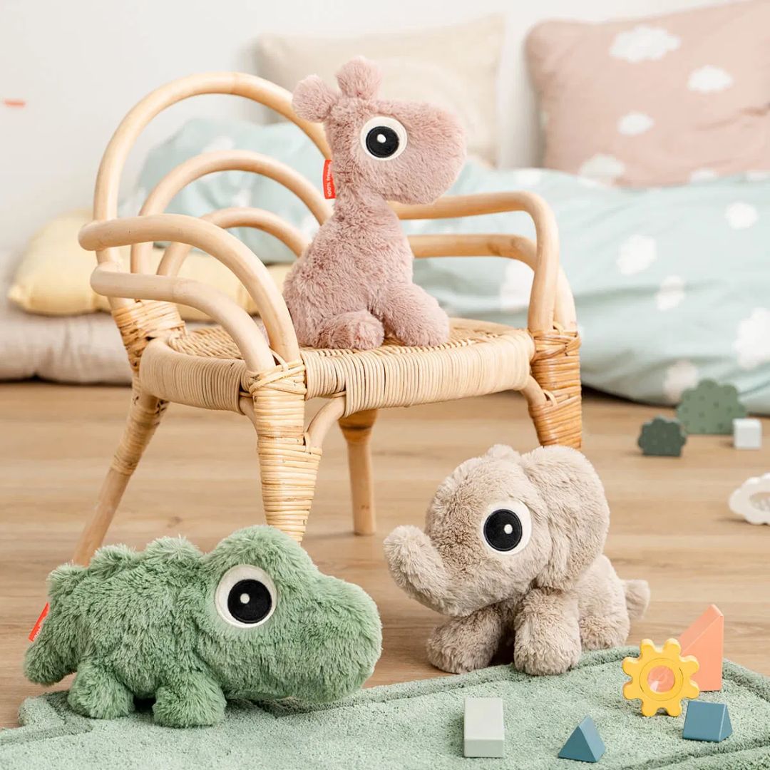 Done by Deer® Mehki prijatelj Raffi Powder 26 cm Done by Deer