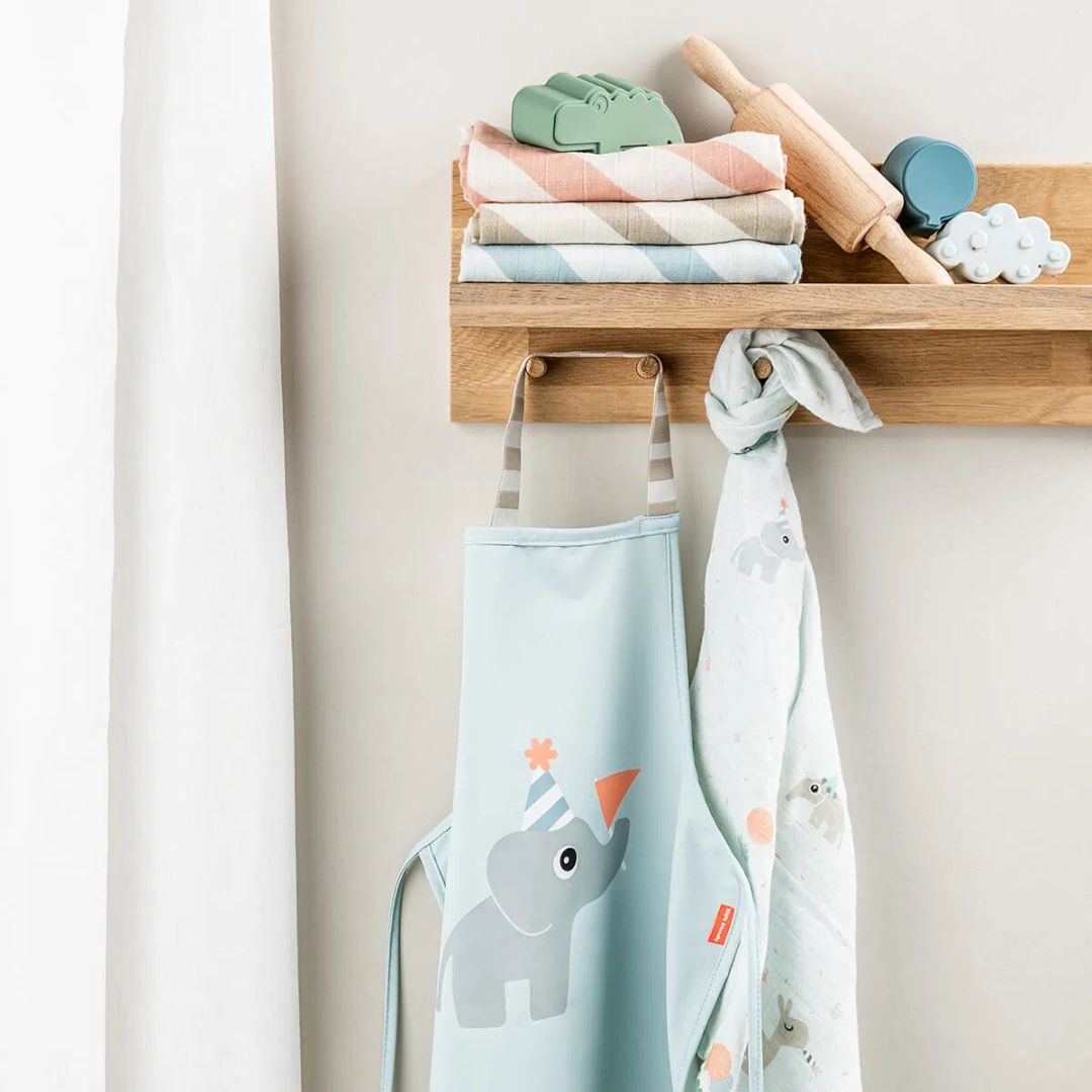 Done by Deer® Otroški predpasnik Celebration Blue Done by Deer