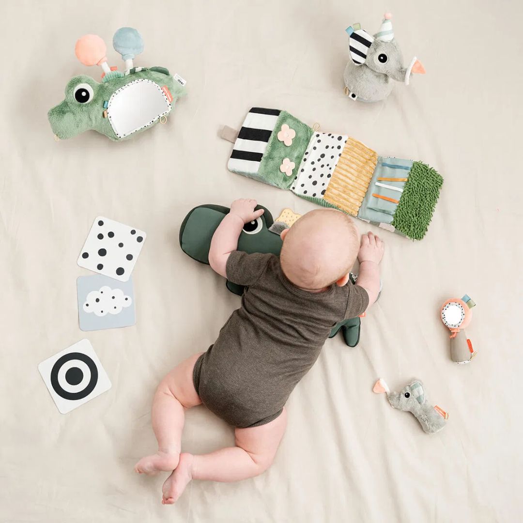 Done by Deer® Senzorično ogledalo za igro na trebuščku Croco Green Done by Deer