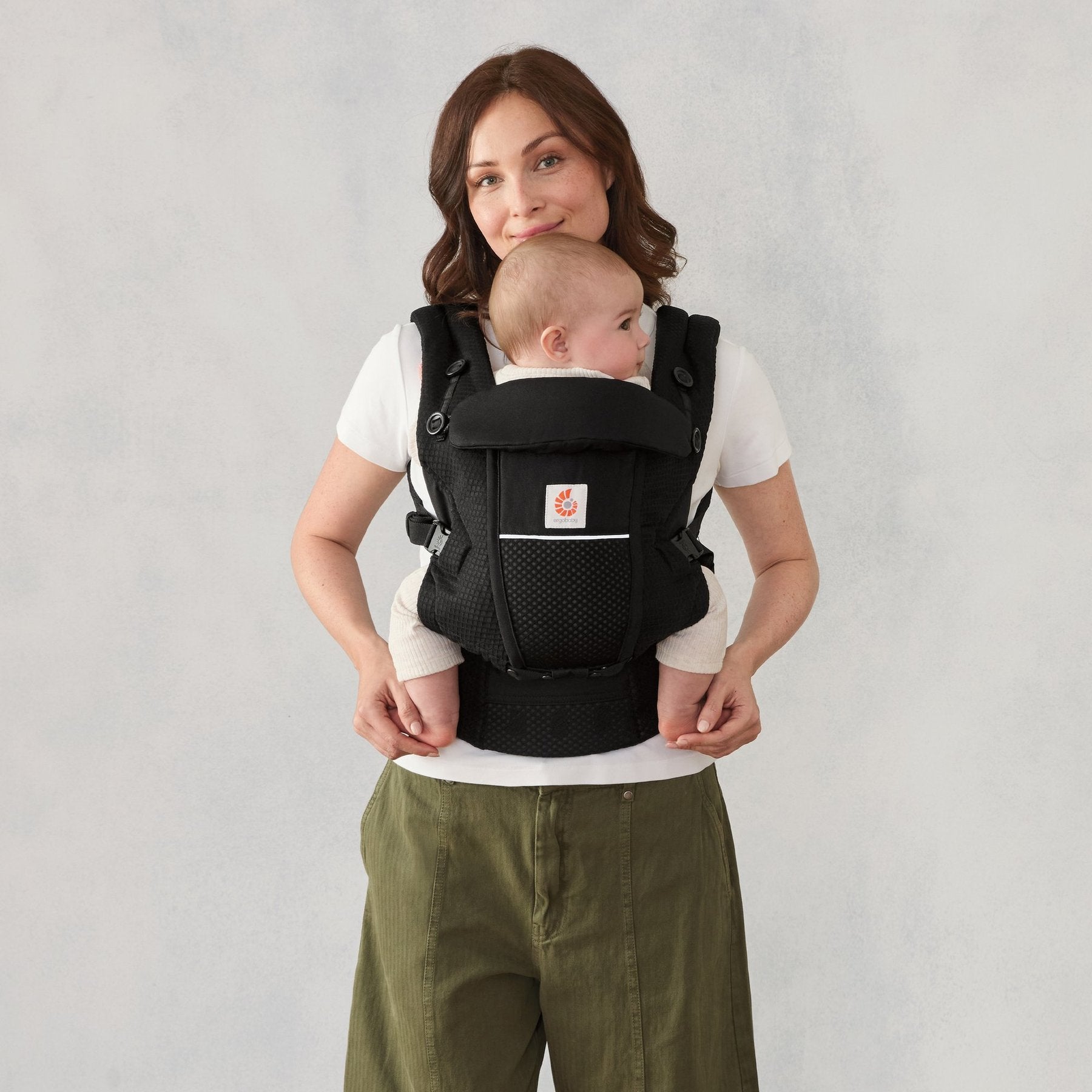 Ergobaby® Nosilka Adapt Soft Flex Mesh Onyx Black