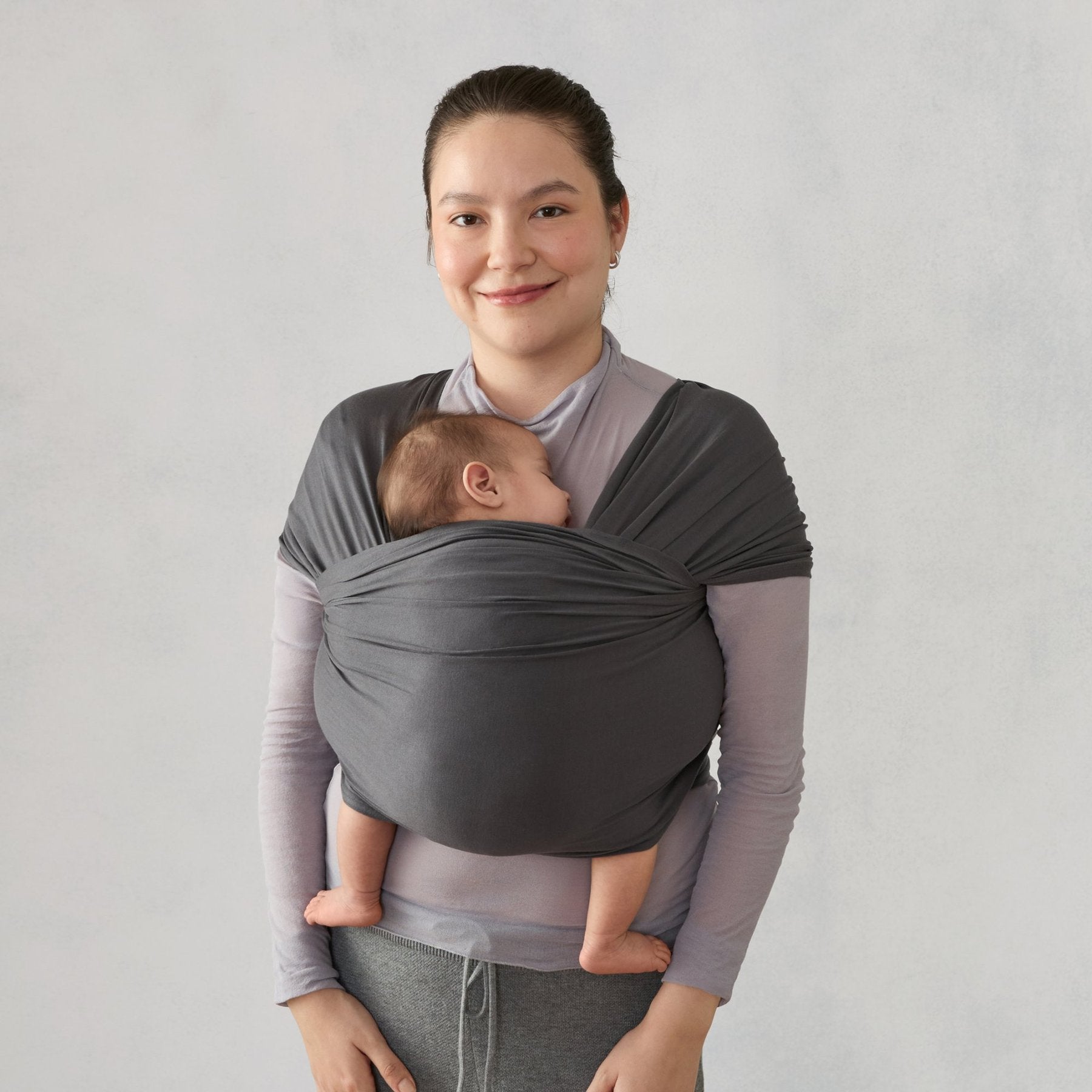 Ergobaby® Fascia porta bebè Aura Wrap Sustainable Knit Soft Black