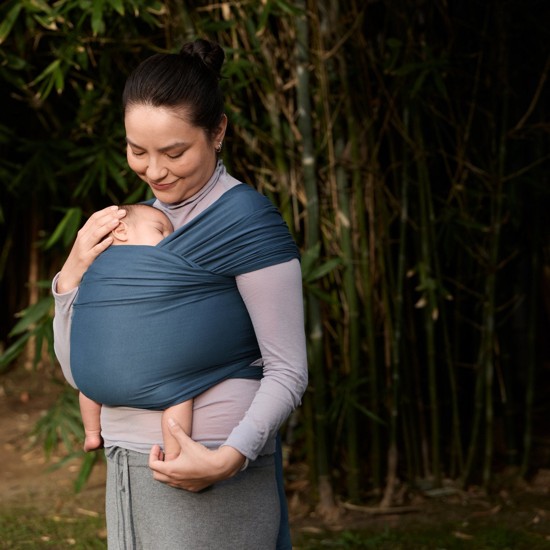 Ergobaby® Baby Carrier Aura Wrap Sustainable Knit Twilight Navy