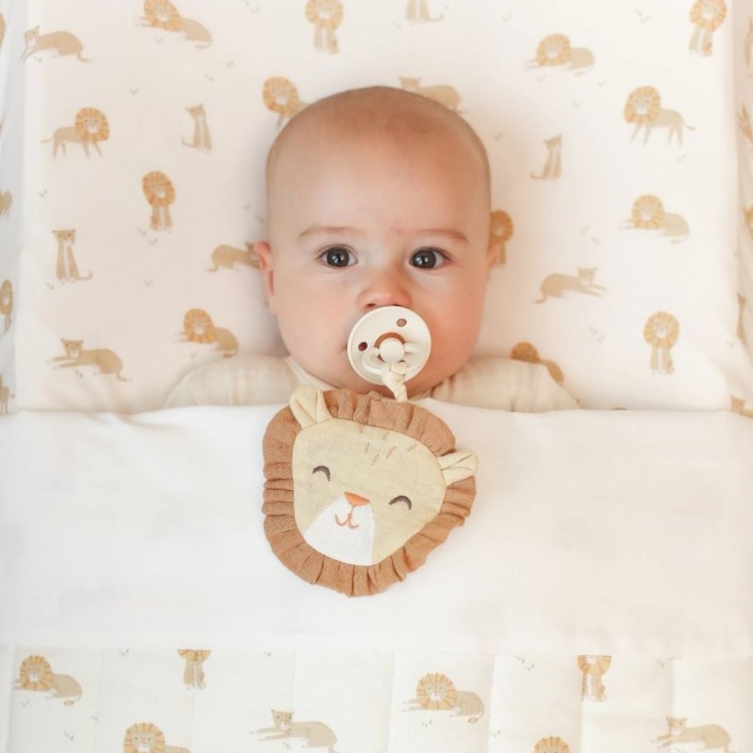 Little Dutch® Pacifier Clip Lion