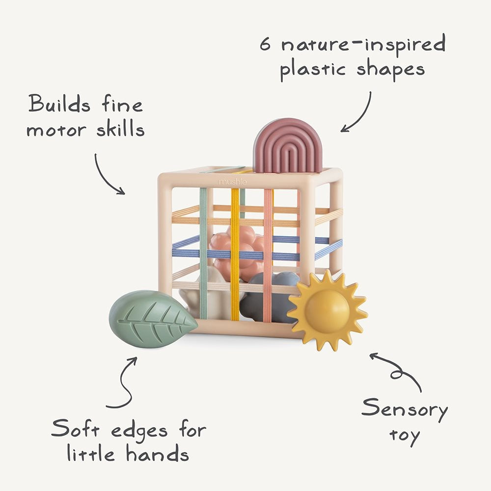 Mushie® Elastična kocka za razvrščanje oblik Mushie