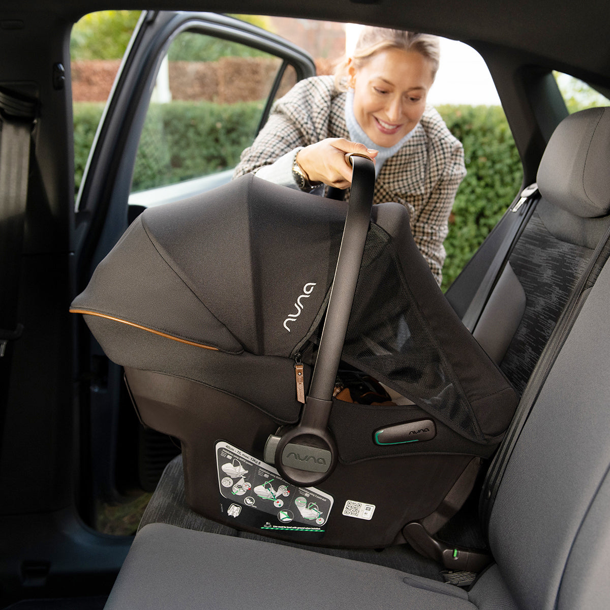 Nuna® Otroški avtosedež / lupinica Pipa™ Urbn 0+ (40-75 cm) Chateau Nuna