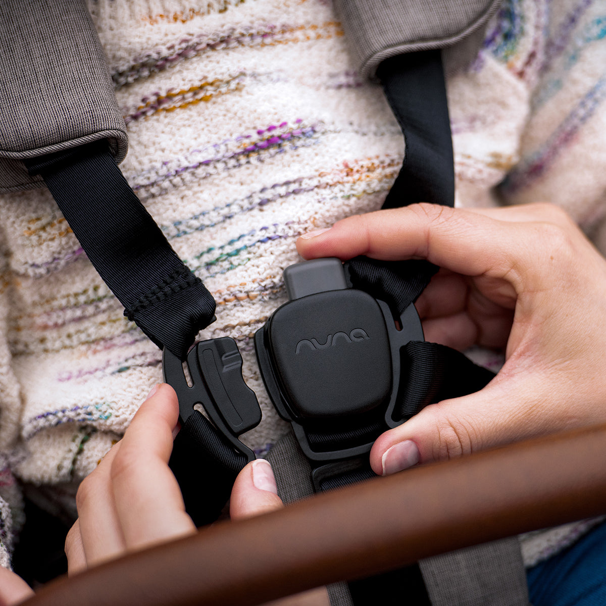 Nuna® Otroški voziček 4v1 Triv™ Next + Lytl™ + Arra™ Flex Chateau + Isofix baza Next Nuna