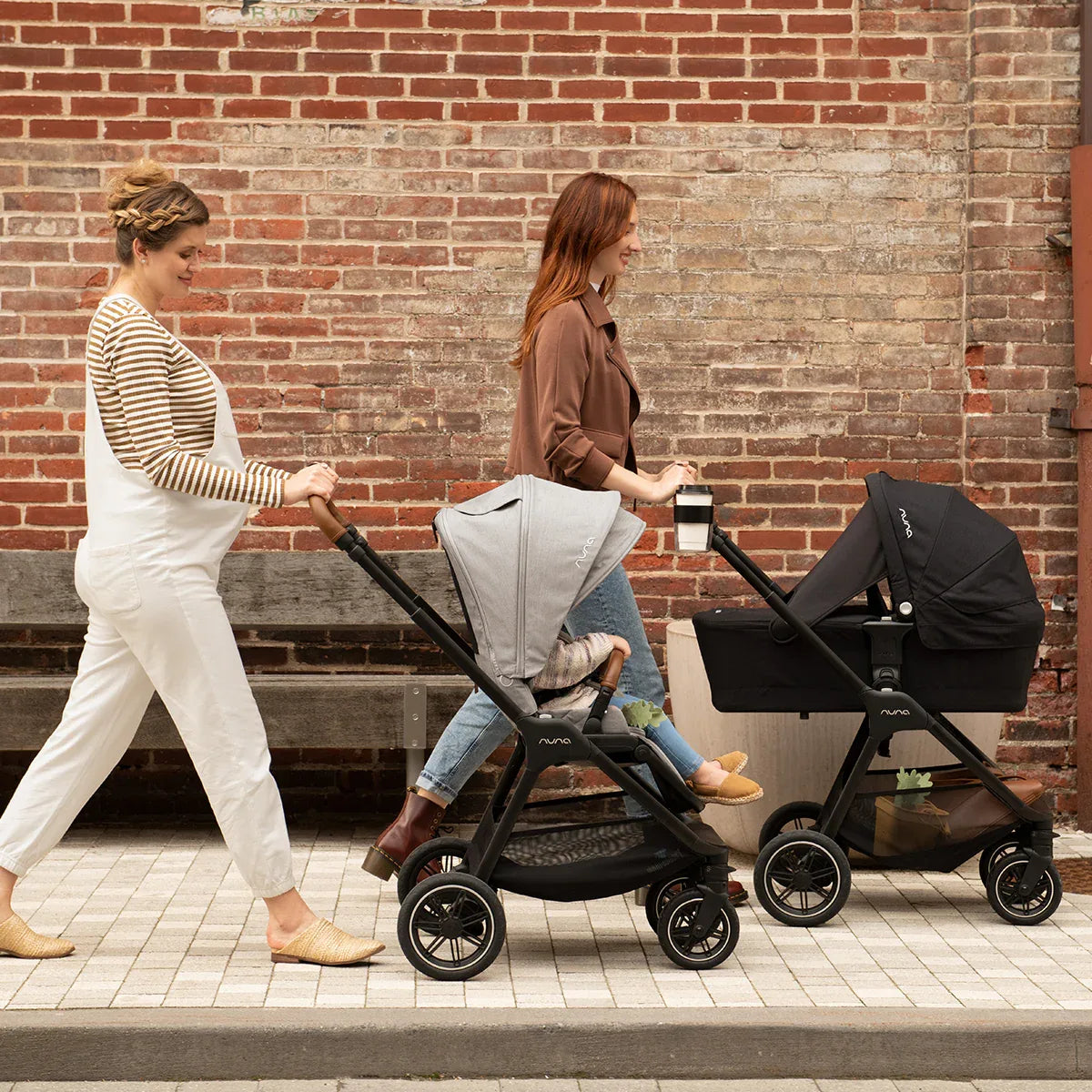 Nuna® Otroški voziček 4v1 Triv™ Next + Lytl™ + Pipa™ Next Chestnut + Isofix baza Next Nuna