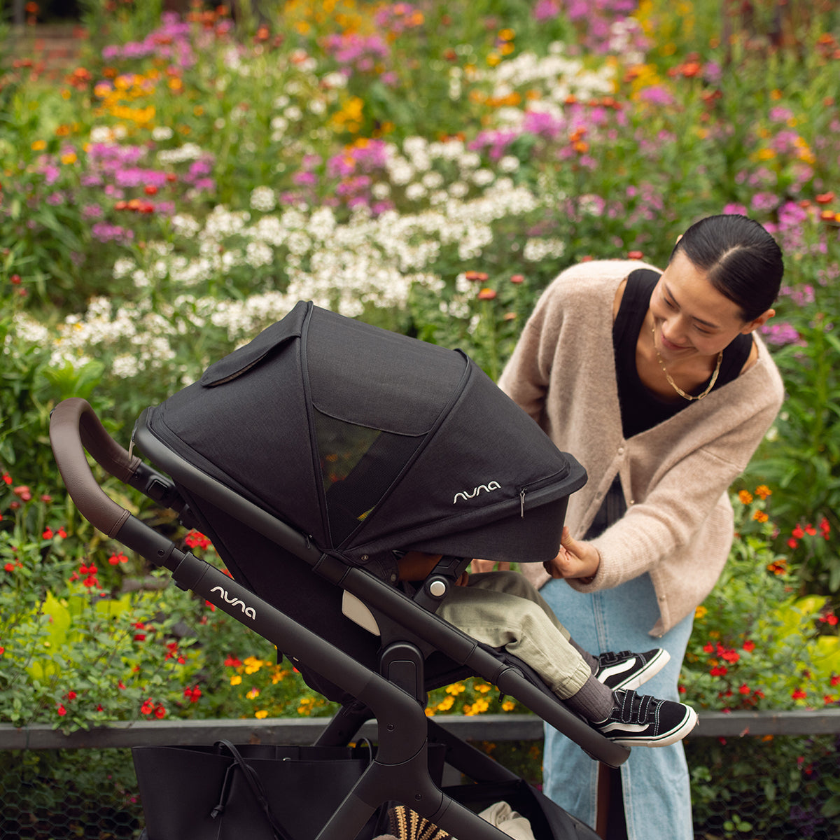 Nuna® Otroški voziček Demi™ Next z rolko Cosmopolitan Collection Nuna