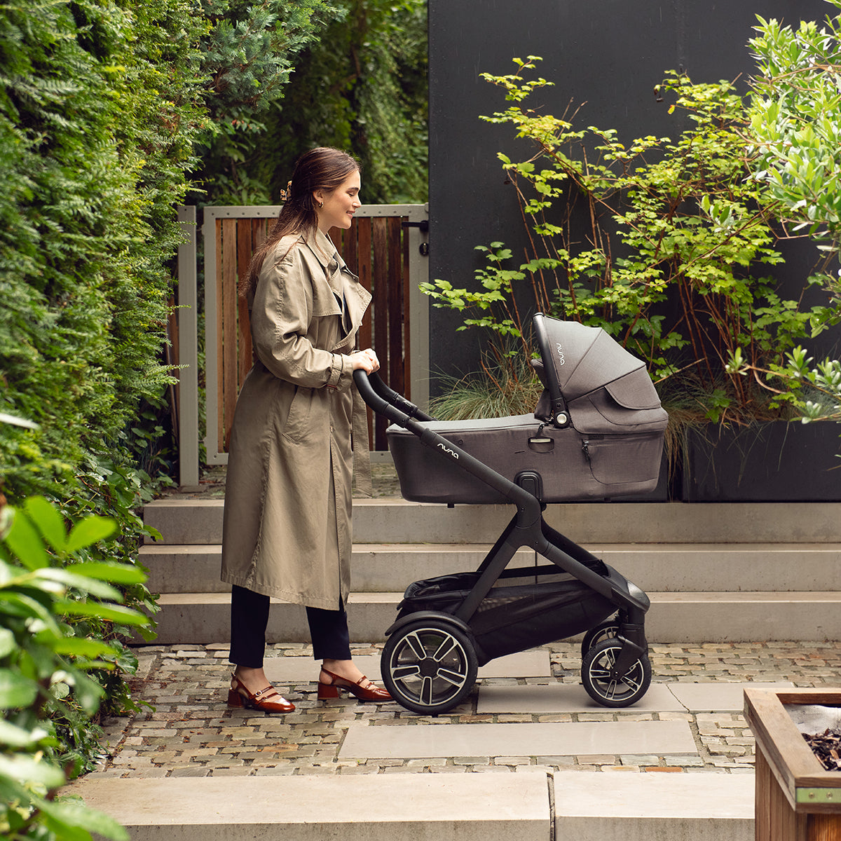 Nuna® Otroški voziček Demi™ Next z rolko Chestnut Nuna