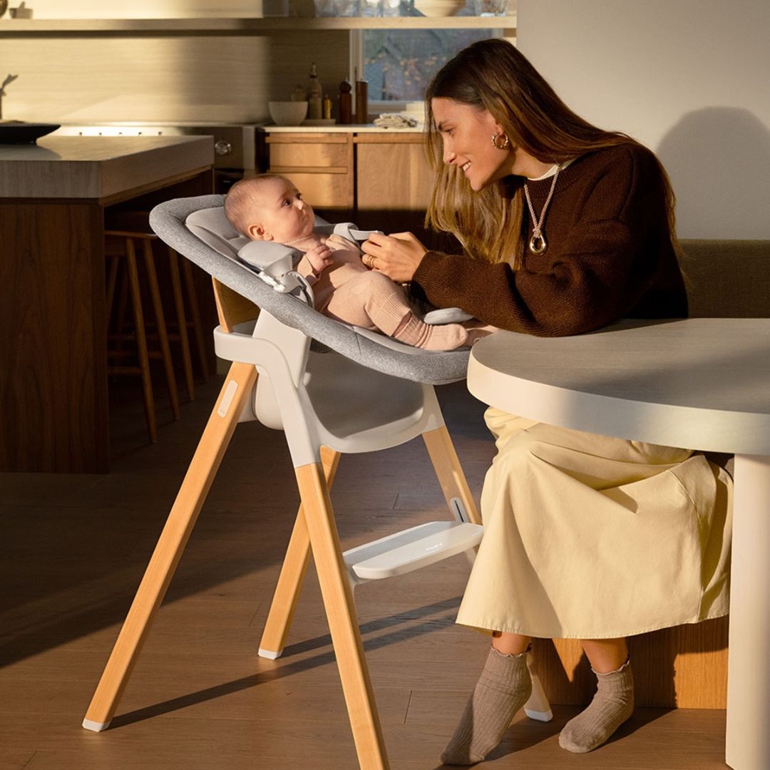 Nuna® Bryn™ gugalni ležalnik Sanderson Nuna