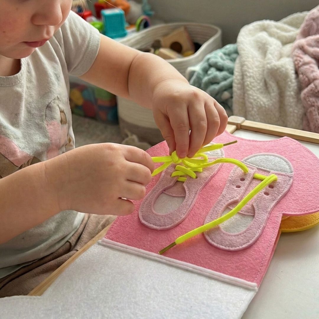 Smarti Book® Quiet Book Clothing