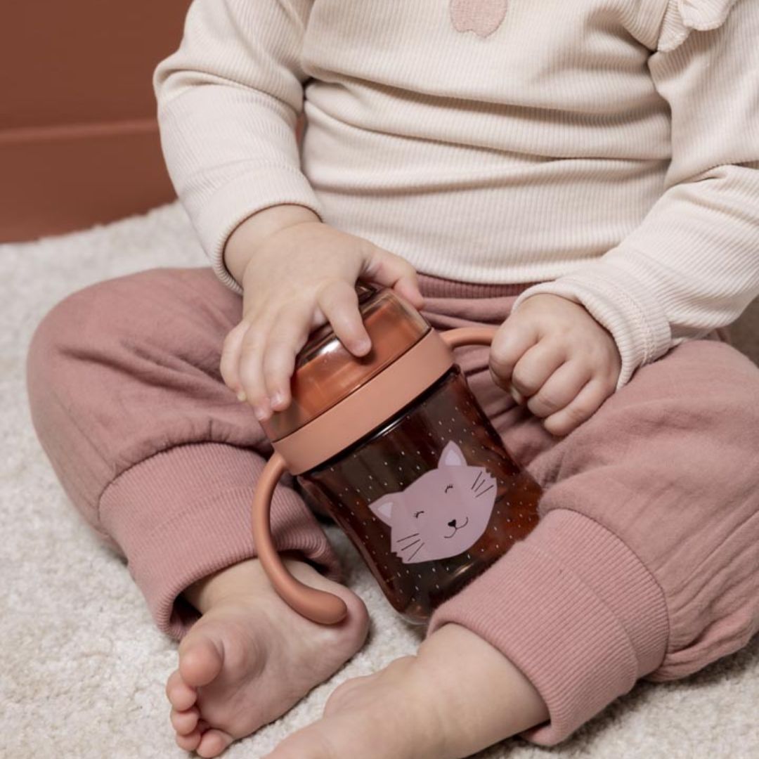 Trixie Baby® Skodelica za učenje pitja iz tritana Mrs. Cat 200ml Trixie Baby