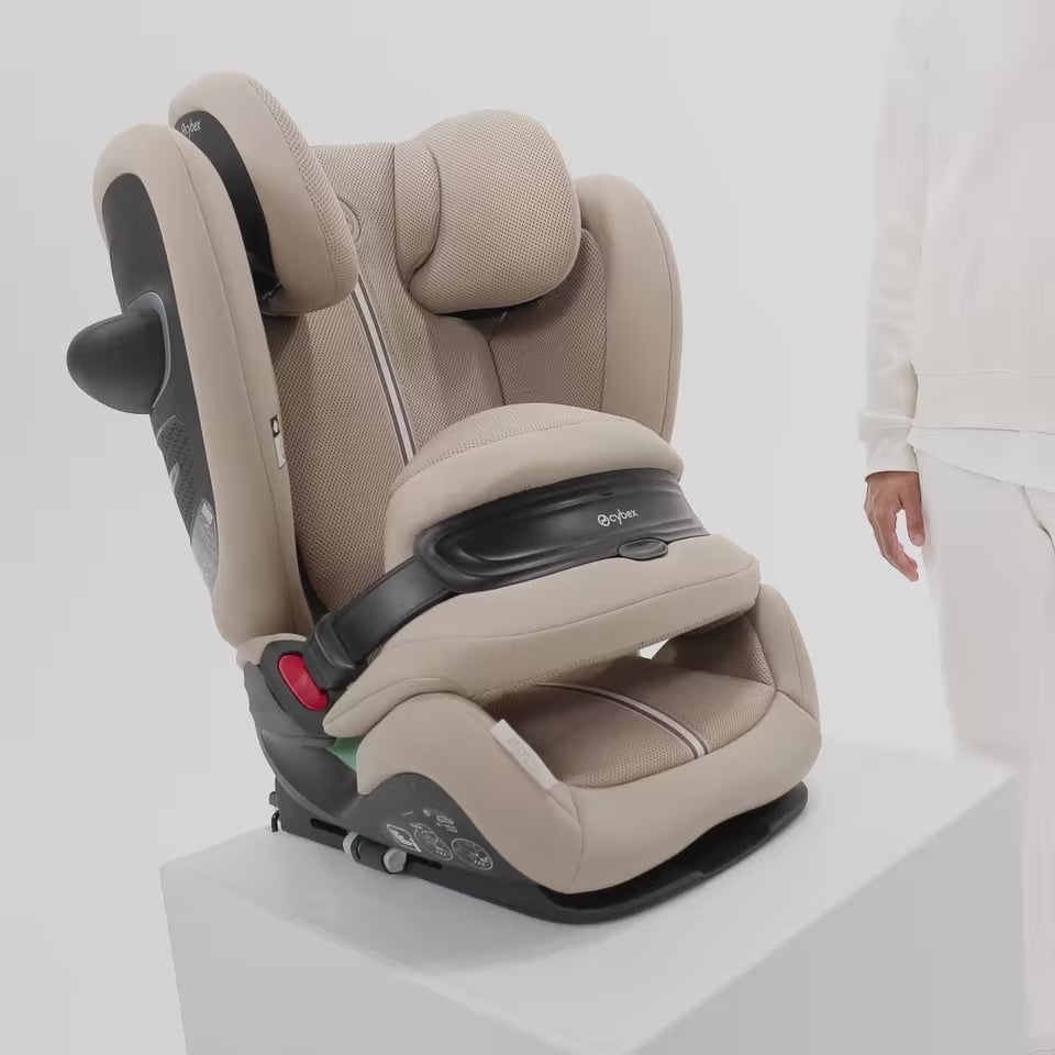 Charger la vidéo : Cybex® Siège auto Pallas G3 i-Size (76-150cm) PLUS Moon Black