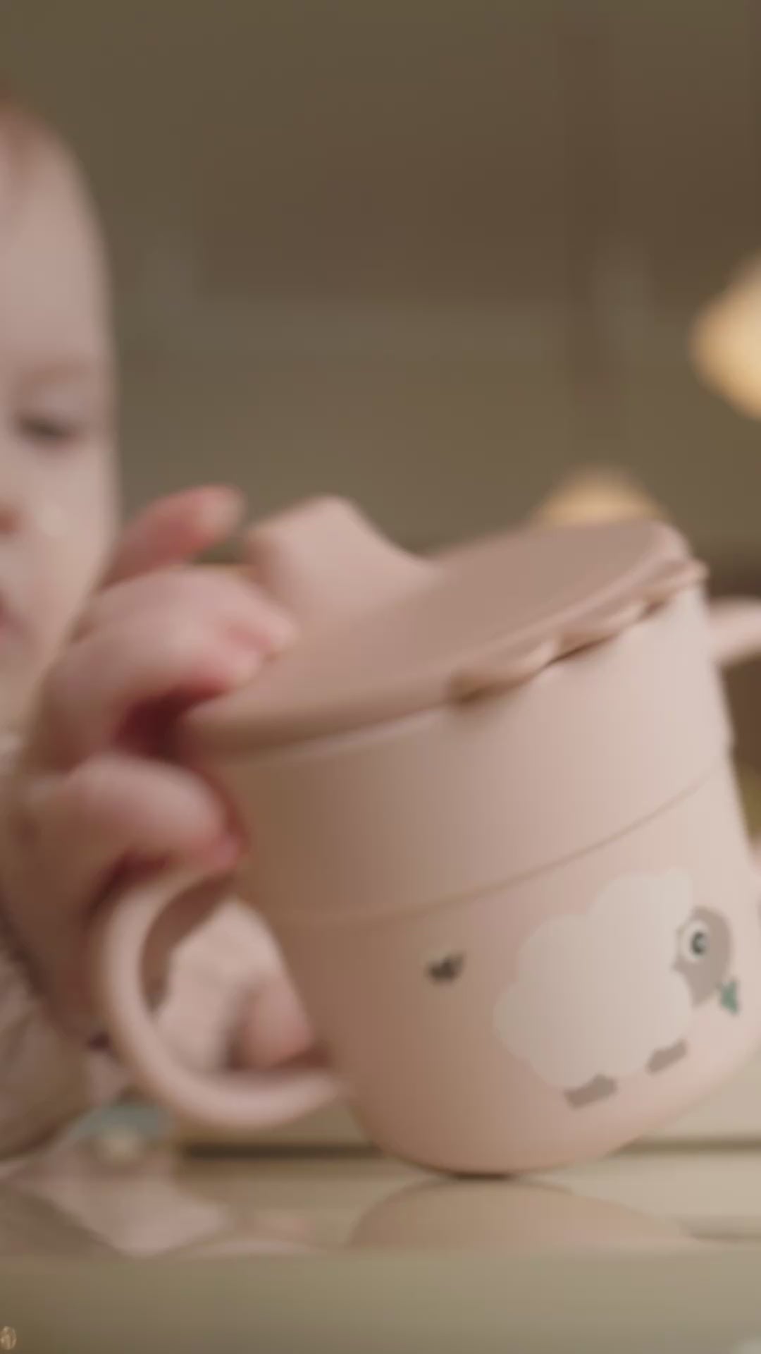 Naloži video: Done by Deer nova kolekcija Farm